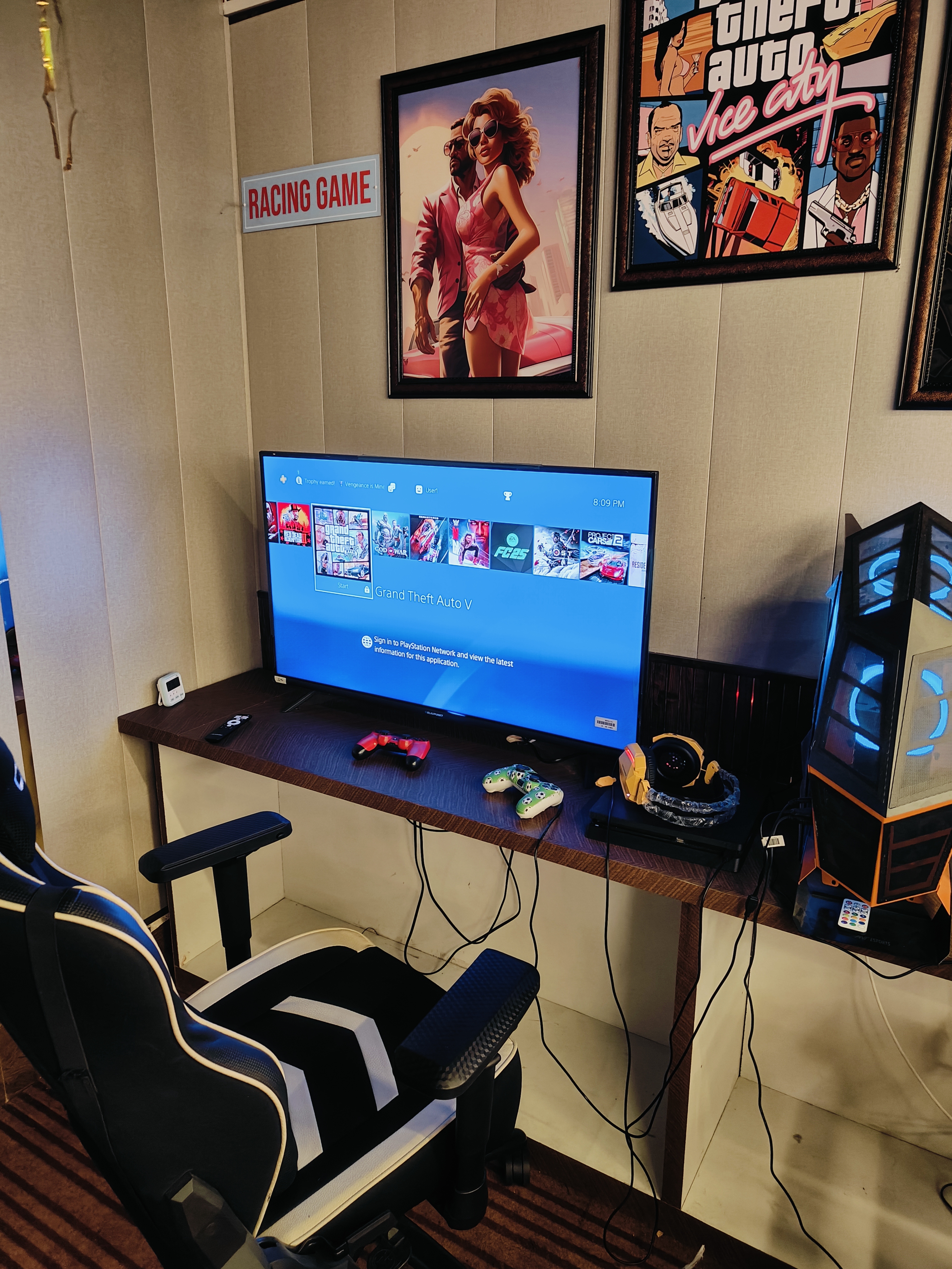 PS4 Gaming Setup – GTA V